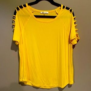 Bright yellow,  ladder shoulder top L